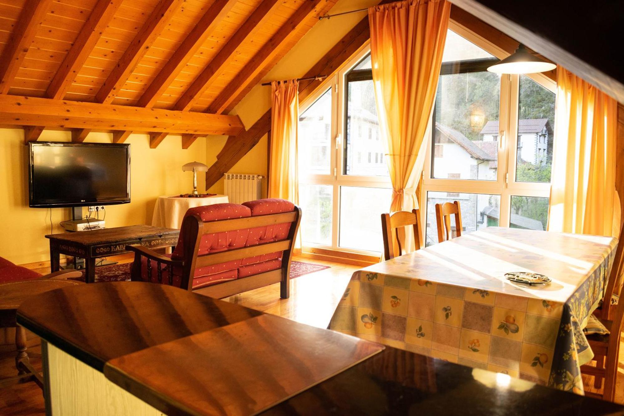 Appartement Kabila Enea 2 *